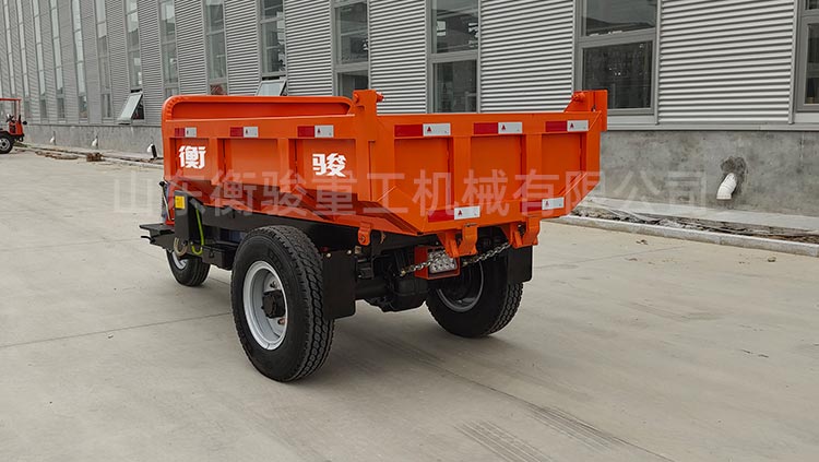 電動礦用三輪車