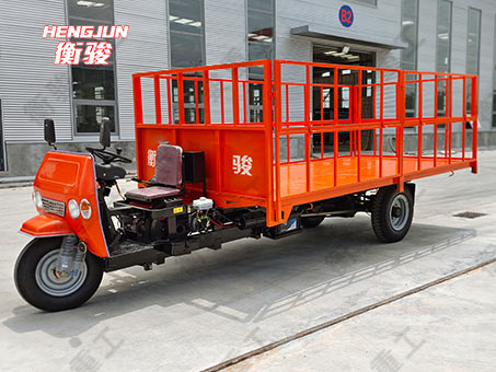 圍欄柴油三輪車