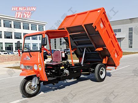 簡易棚、貨箱帶活門柴油三輪